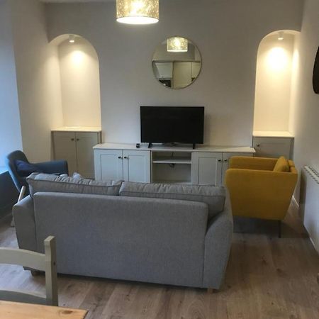 Eyre Luxury Apartment Голуей Екстериор снимка