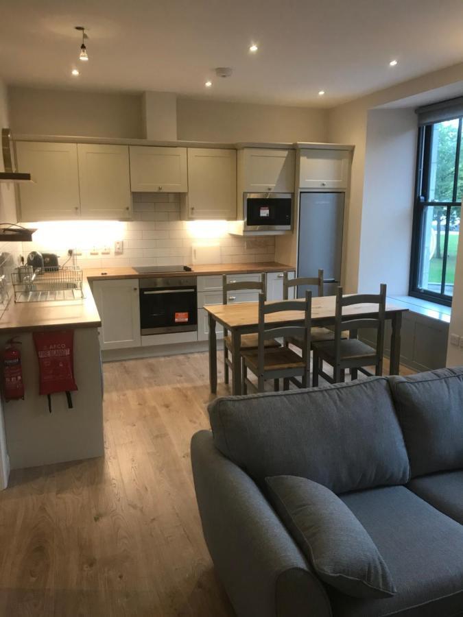 Eyre Luxury Apartment Голуей Екстериор снимка